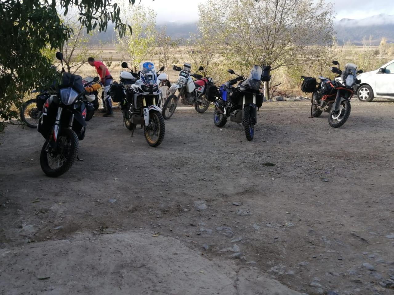 Gite Dayet Chiker Taza Buitenkant foto